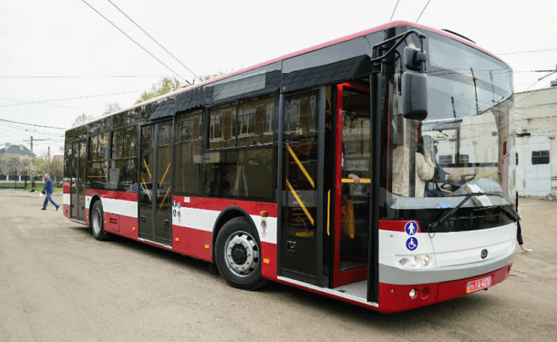 У Франківську підвищують вартість проїзду: готівка 25 грн, карткою 20, «Галка» 15 — що зміниться з 16 квітня